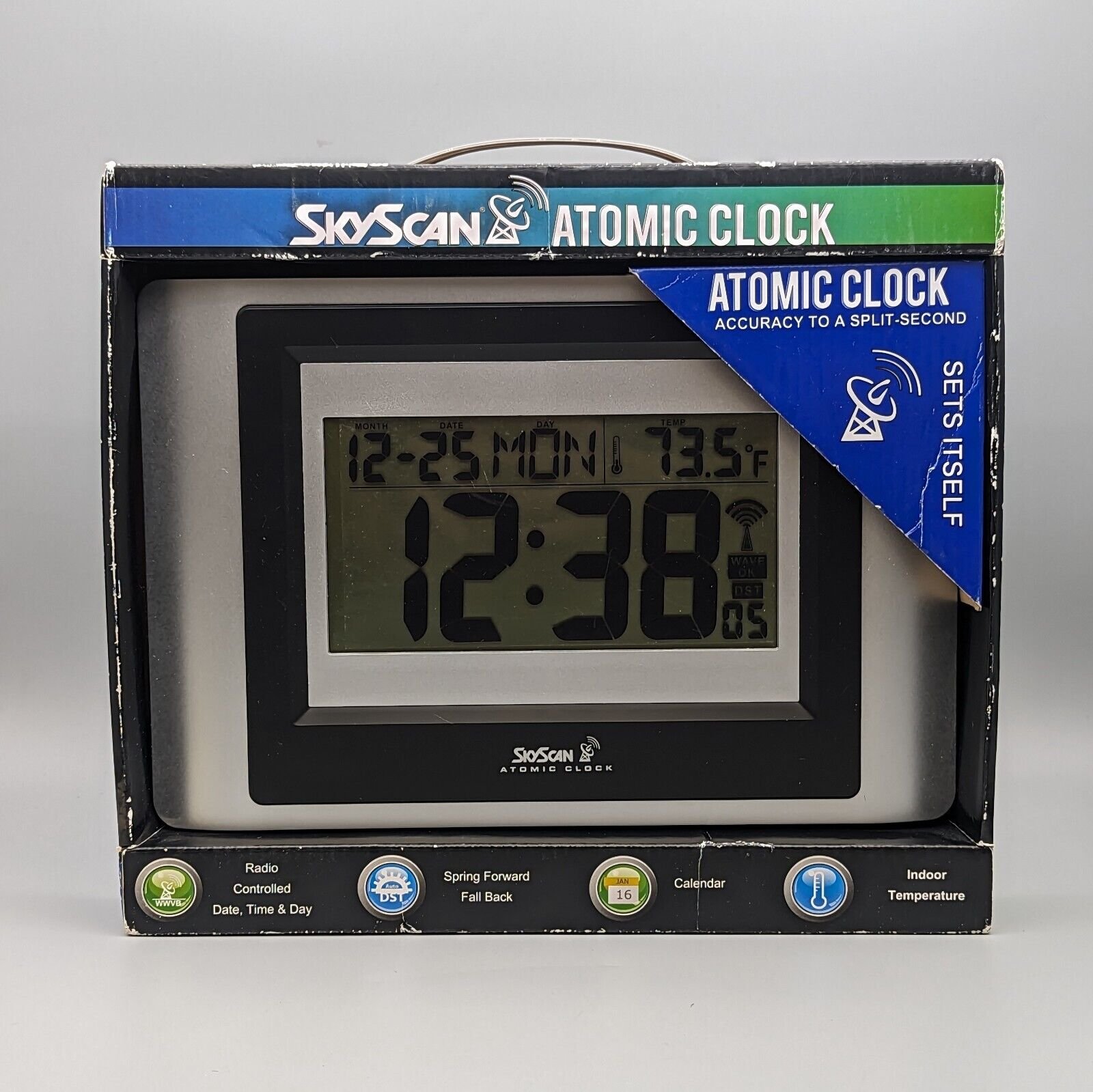 New 2012 SkyScan Atomic Clock Digital Indoor Temperature Model 84062