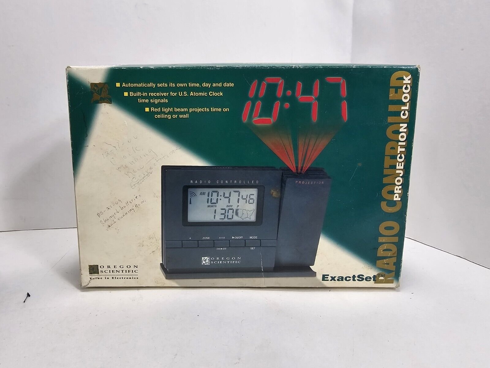 OREGON SCIENTIFIC RADIO CONTROLLER PROJECTION ATOMIC CLOCK RM318P