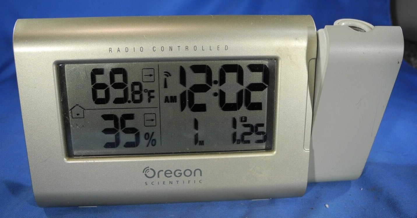 Oregon Scientific RMR606HGPA Projection Clock NO Sensor Works Great (FREE SHIP!)