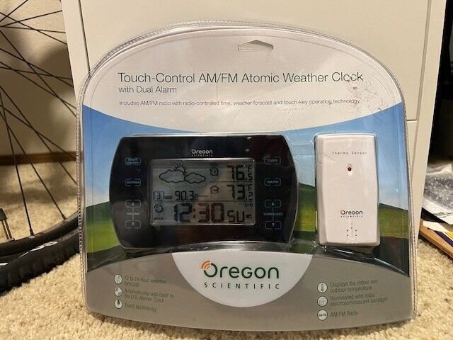 Oregon Scientific Touch Control AM/FM Atomic Weather Clock Dual Alarm Brand New
