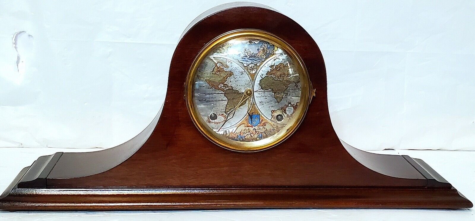 Pendulum, Key Wound, Chiming E INGRAHAM CO, Mantel Clock, Modified, Working