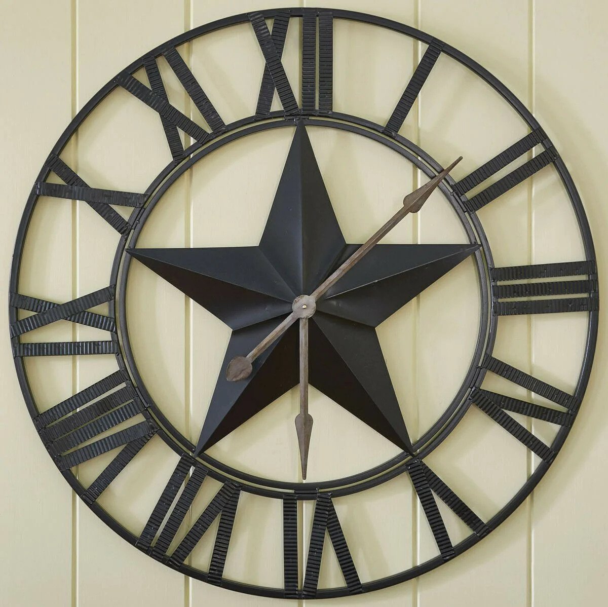 Primitive/Country Large Metal Star Wall Clock 35" Rustic