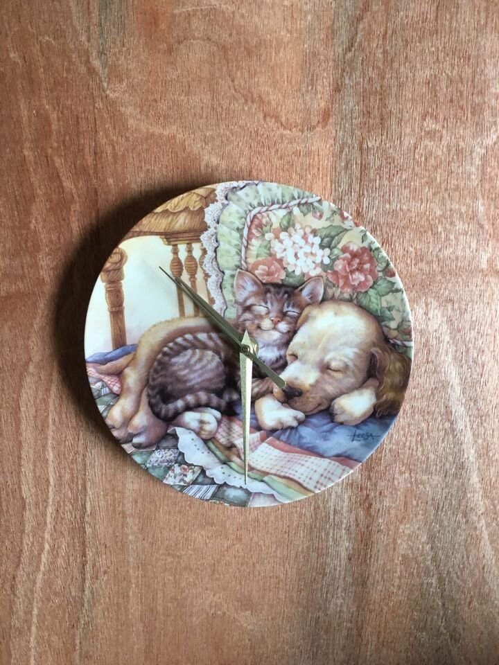 Puppy Kitty Buddies, 8 Inch Clock !!