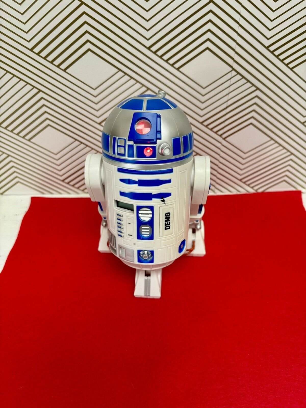 R2D2 Projection Alarm Clock Digital Lights Sounds FREE Shipping