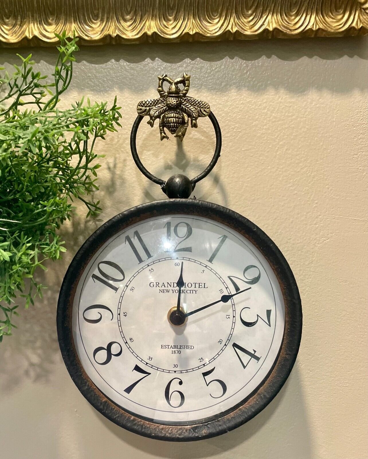 Round Vintage Distressed Black Metal Wall Clock Silent Grand Hotel NYC Battery