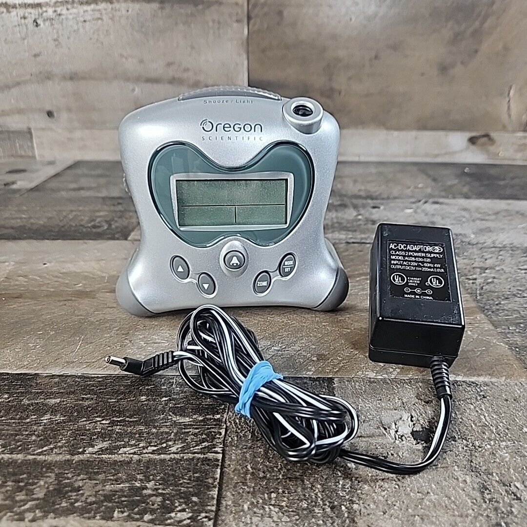 Silver Oregon Scientific Alarm Clock RM313PNA Projection - Tested *READ*