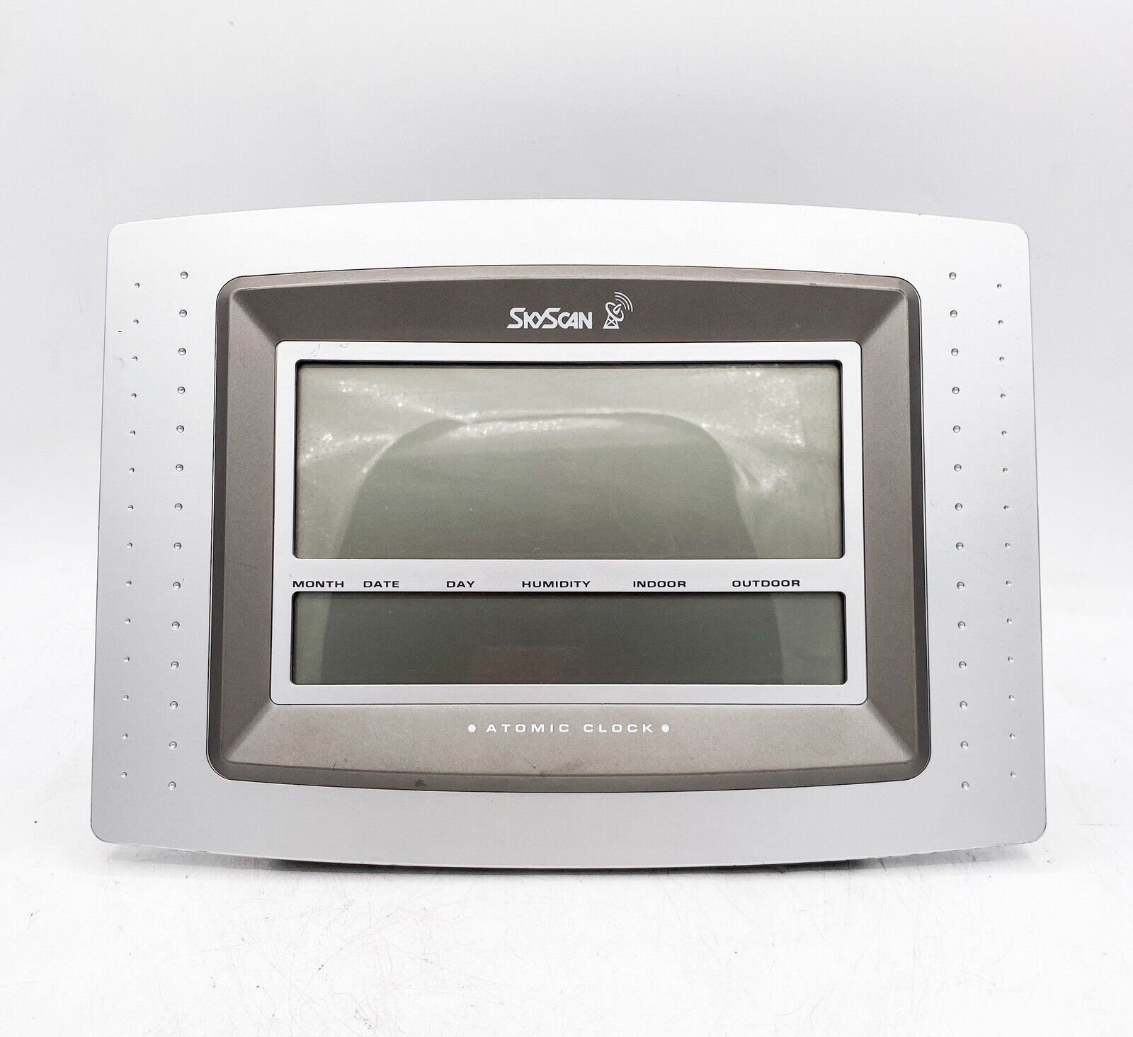 SkyScan Atomic Clock Tested Works Time Temperature Date Humidity Free-Standing