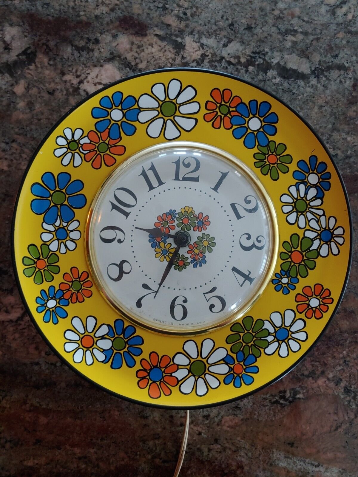 Spartus Electric Daisy Flower Power Metal Wall Clock *NOT Working*