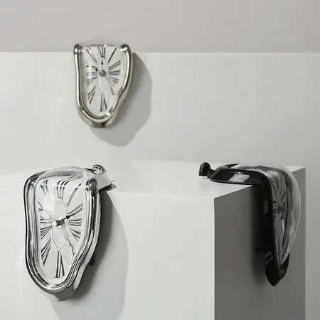 Surreal Melting Clock Silent Melted Wall Clock Salvador Dali Style Wall Watch for Decorative Home