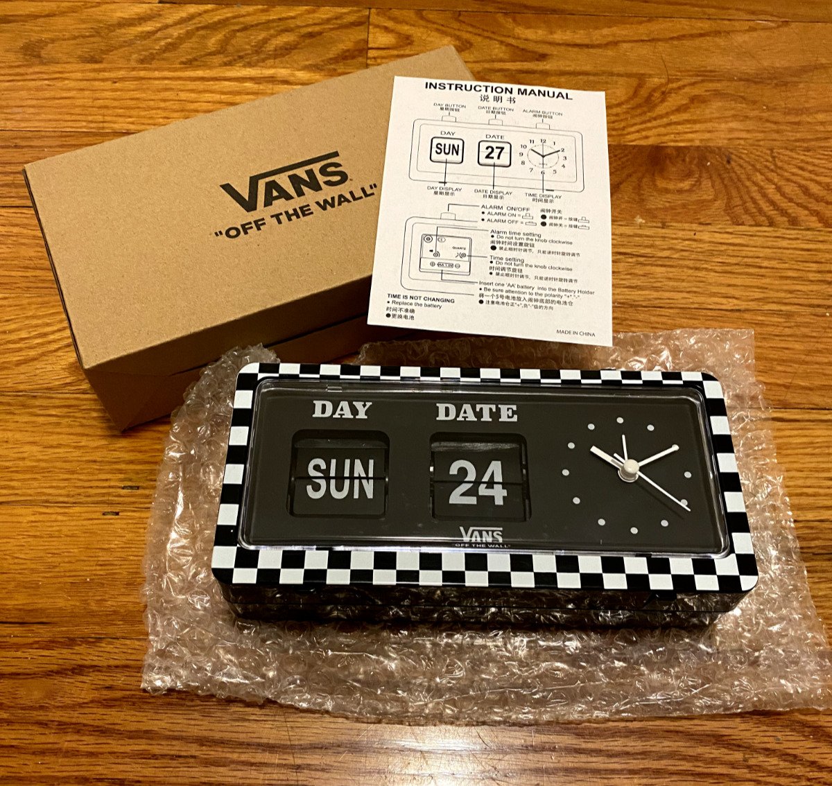 Vans Off The Wall Retro Alarm Clock Calendar Flip Date *Brand New*