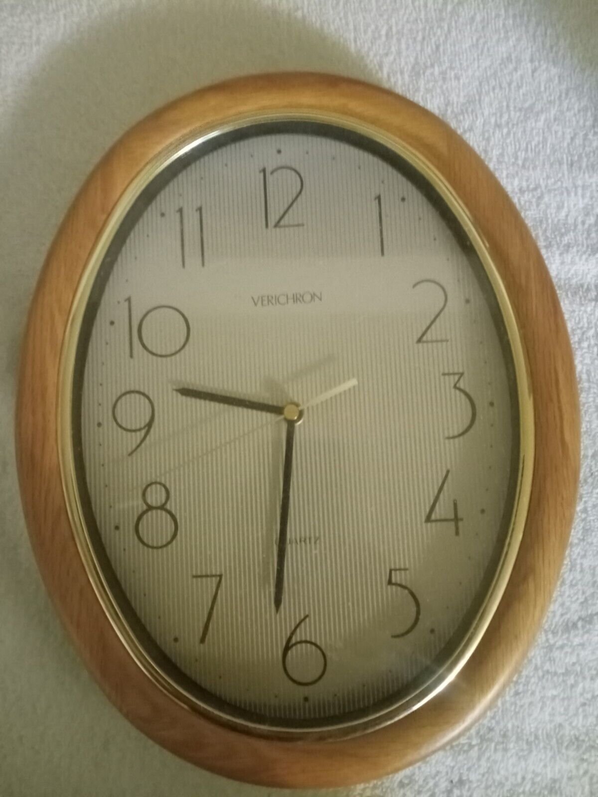 Verichron Oval wood Vintage Midcentury Wall Clock WORKING Condition