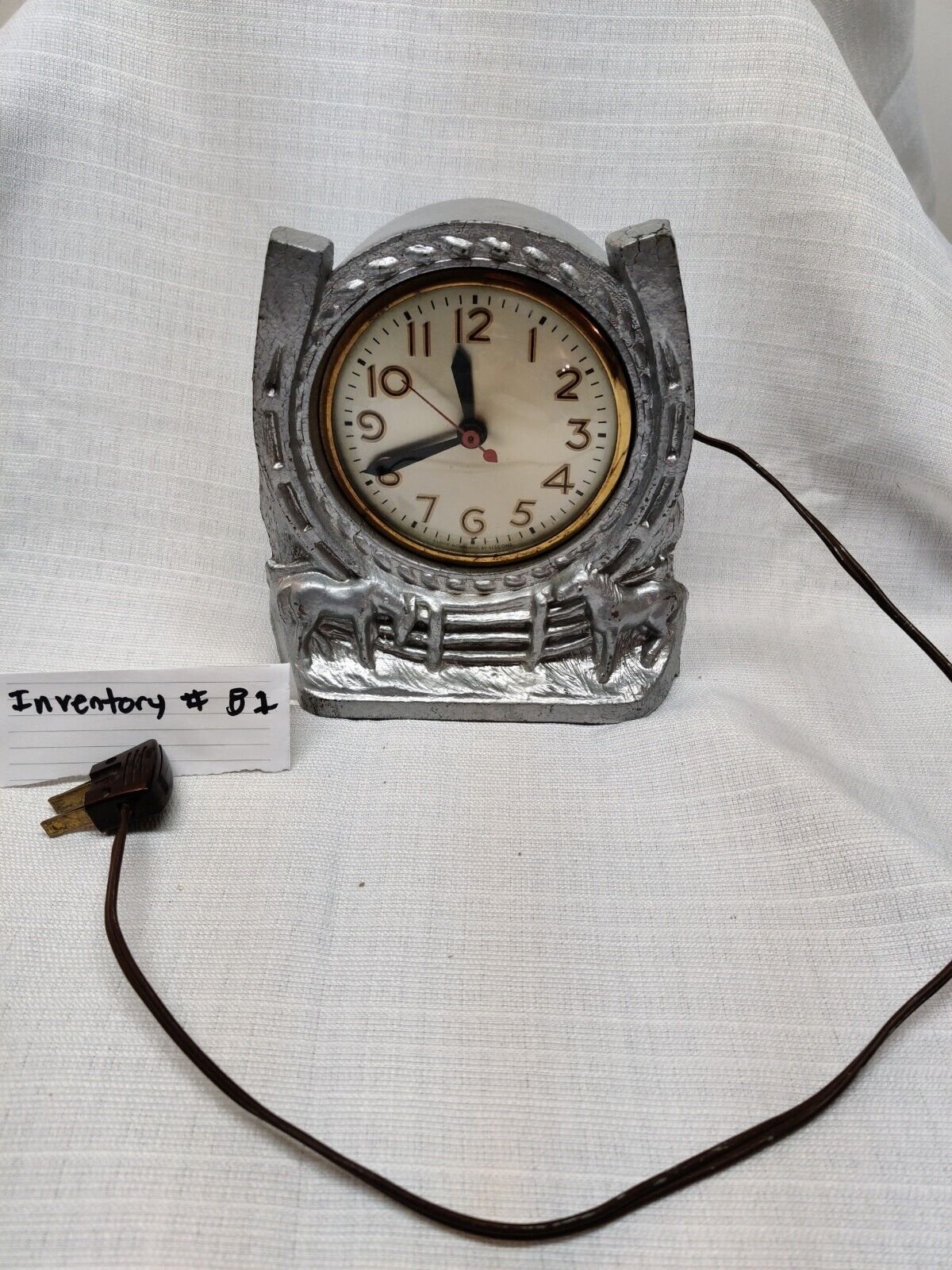 Vintage Good Luck Horseshoe Horses Electric Clock-USA Made