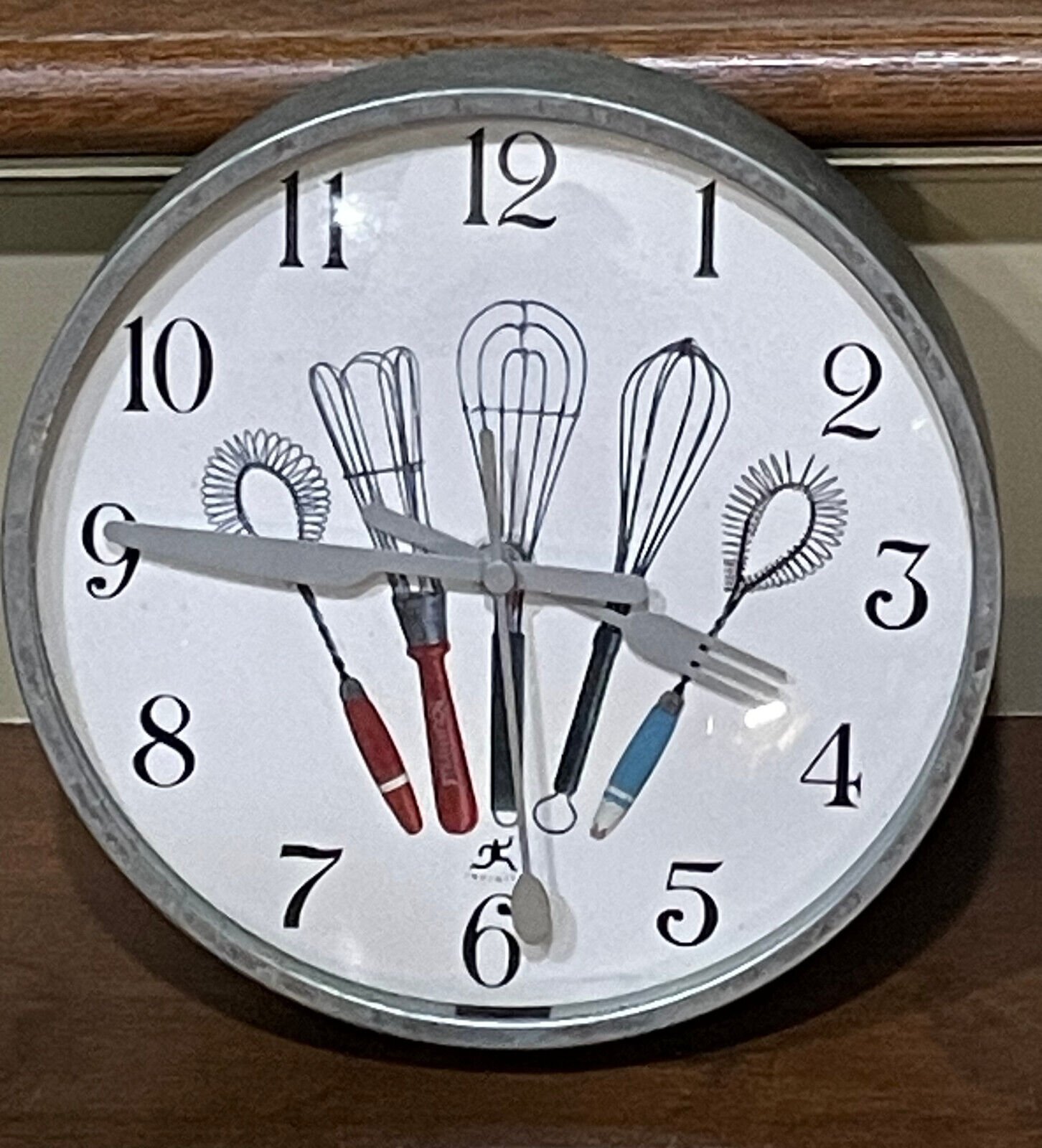 Vintage Infinity Kitchen Clock - Fork Knife Spoon - Galvanized Steel Case *WOW*