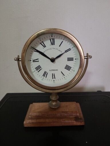 Vintage Kensington Place London Brass Clock Mantel Tabletop Desktop Table Desk