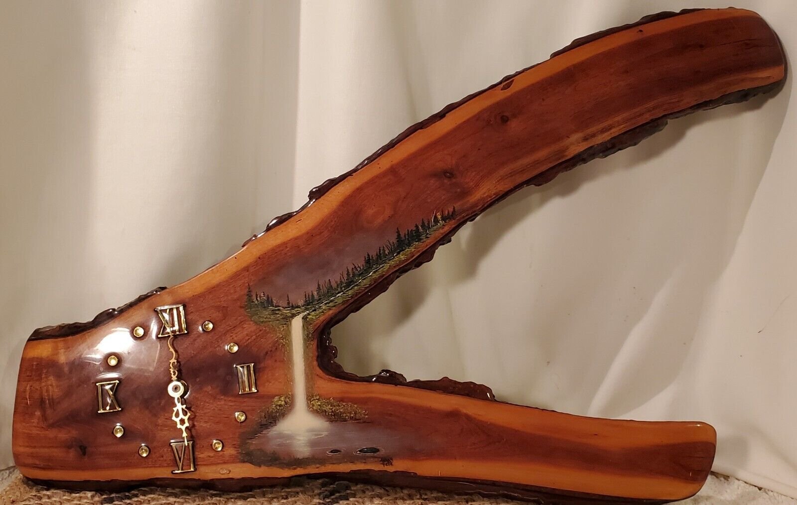 Vintage Rustic Live Tree Bark Edge Slab Wood Handcrafted Wall Clock Frame Parts