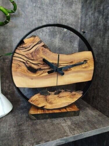 Vintage Style Natural Solid Wooden Round Shape Wall Clock For Christmas Handmade