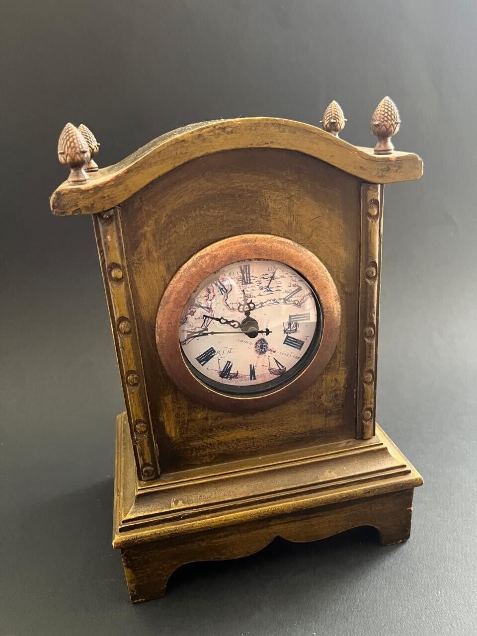 Vintage Wooden Clock Table Top Quarts Beautiful for Decorative & Not Heavy