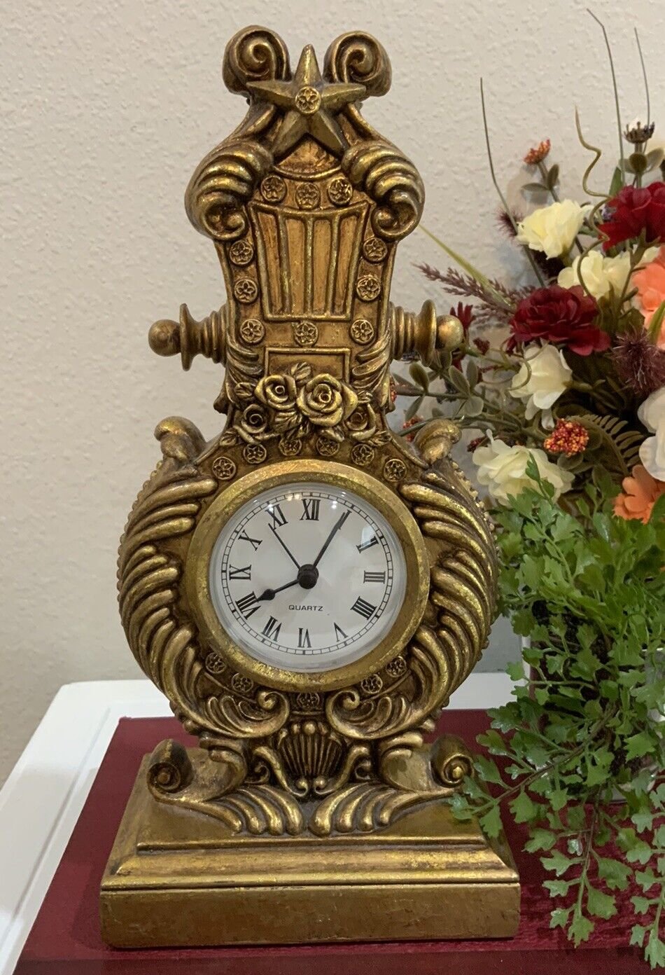 Vtg Ornate Resin Gold Gild Acanthus Leaf Rose Scroll Star Table Mantle Clock