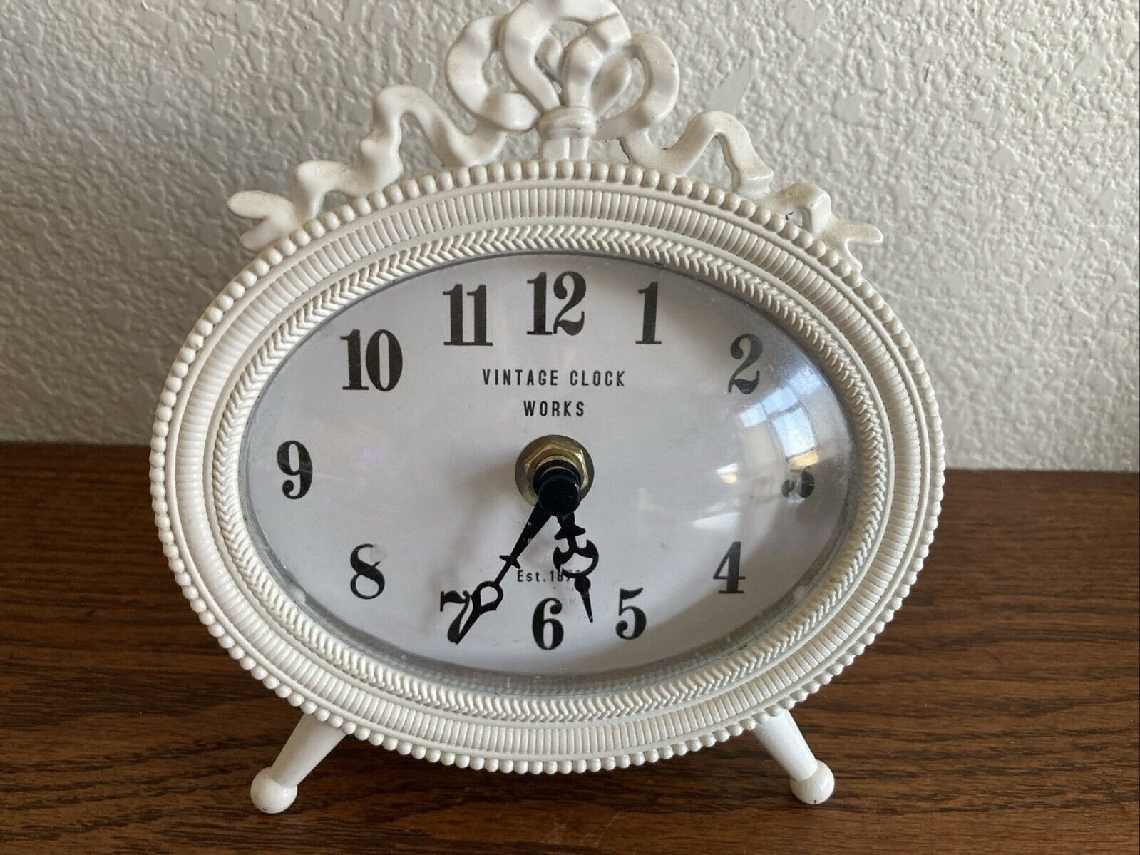 White Metal Vintage Look Desk Shelf Clock
