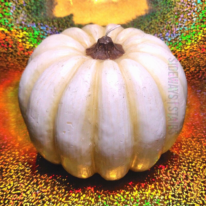 WHITE PUMPKIN SHAPED CANDLE Thanksgiving Halloween rustic casperita winter gourd