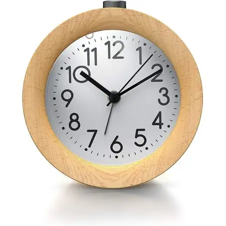 Wooden Table Clocks, Round Desktop Clock Non Ticking Battery Operated Vintage Desk Clock for Home