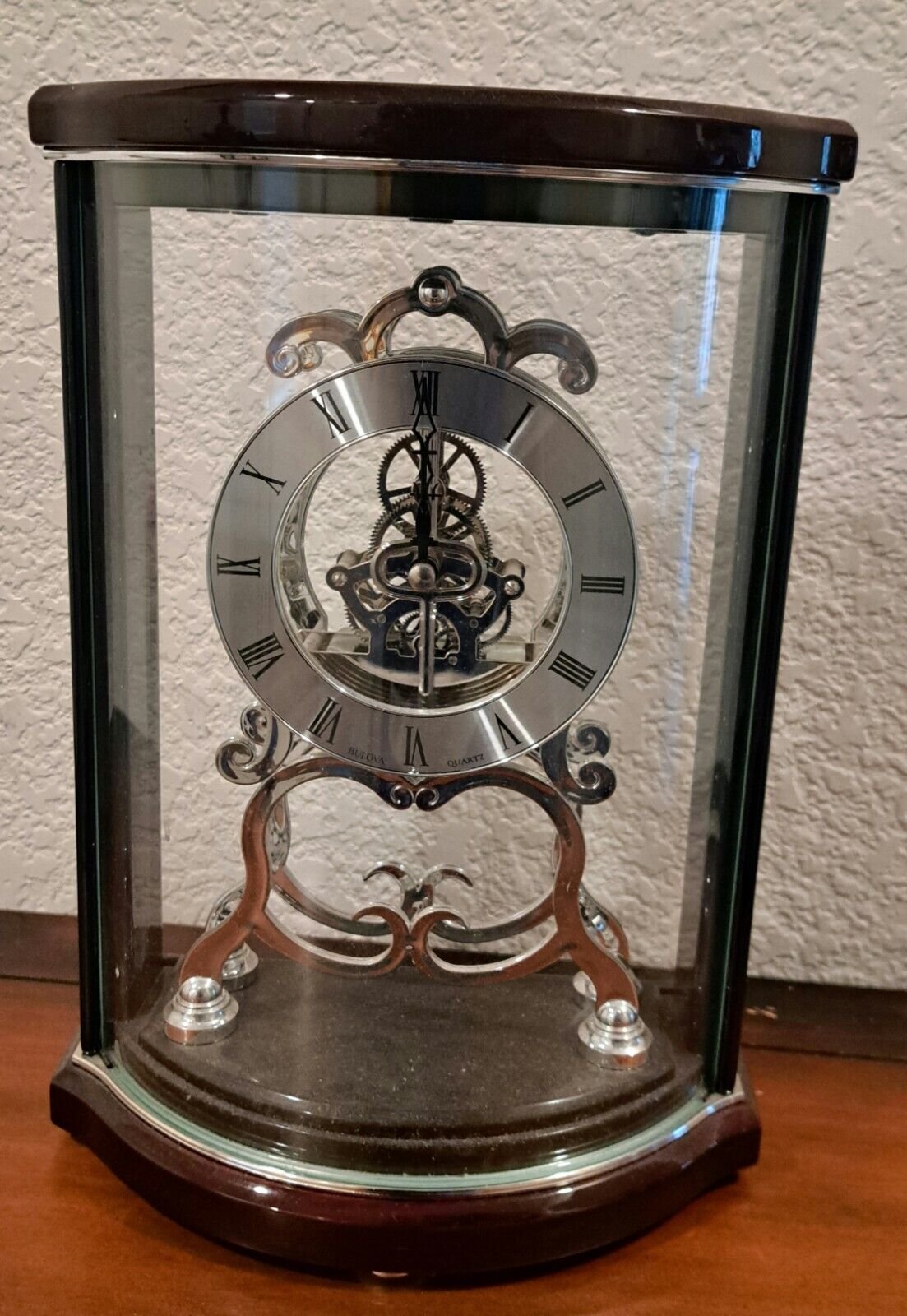 Exquisite & Fine Bulova Tabletop Clock B2025