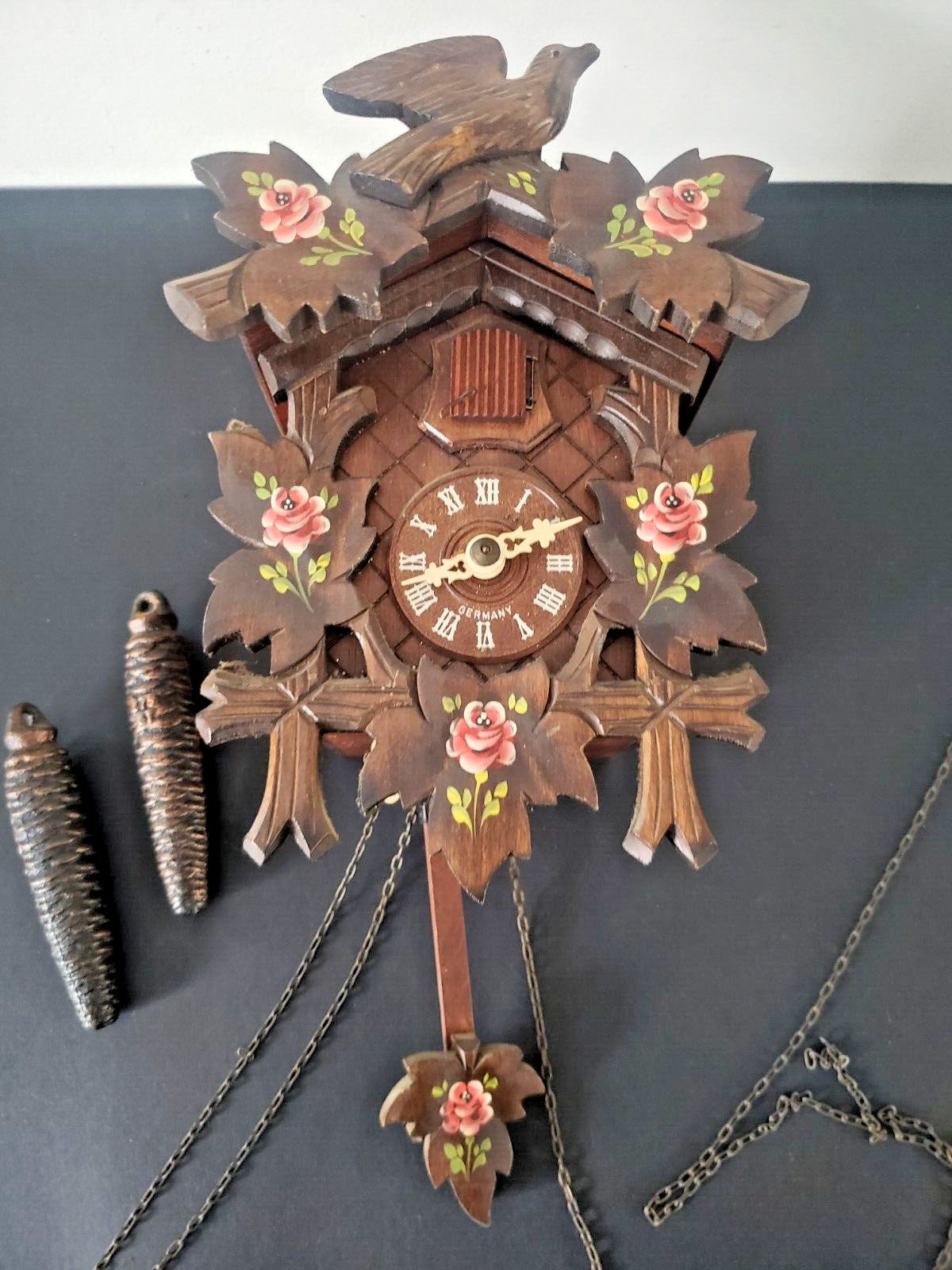 River City Cuckoo Clock Five Leaves 1 Bird Painted Flowers
