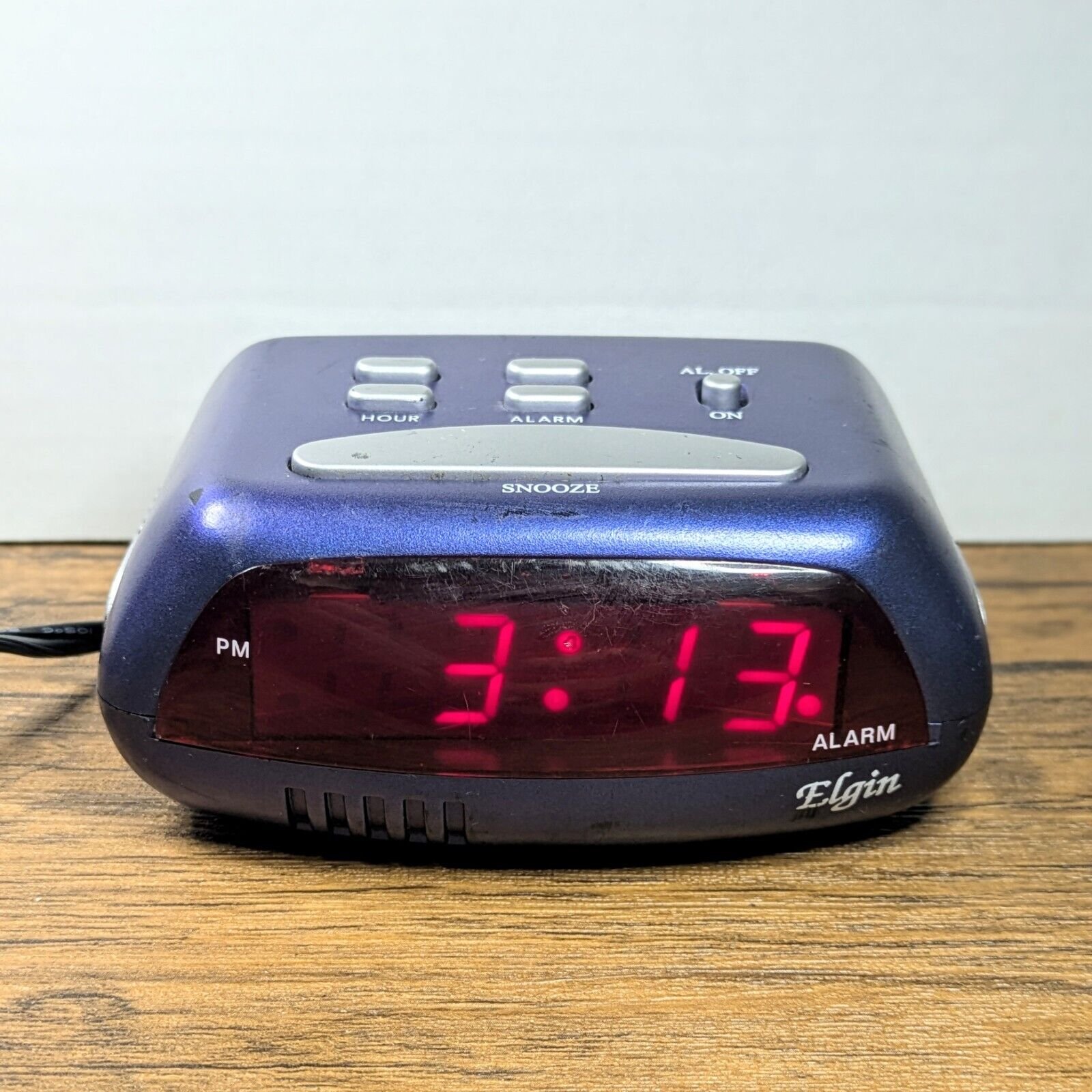 Vintage - Elgin Digital Display Alarm Clock, Model 3040 Blue/Gray, Tested Works