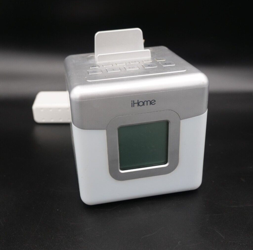 iHome-iHM28 COLOR CHANGING Alarm Clock Radio