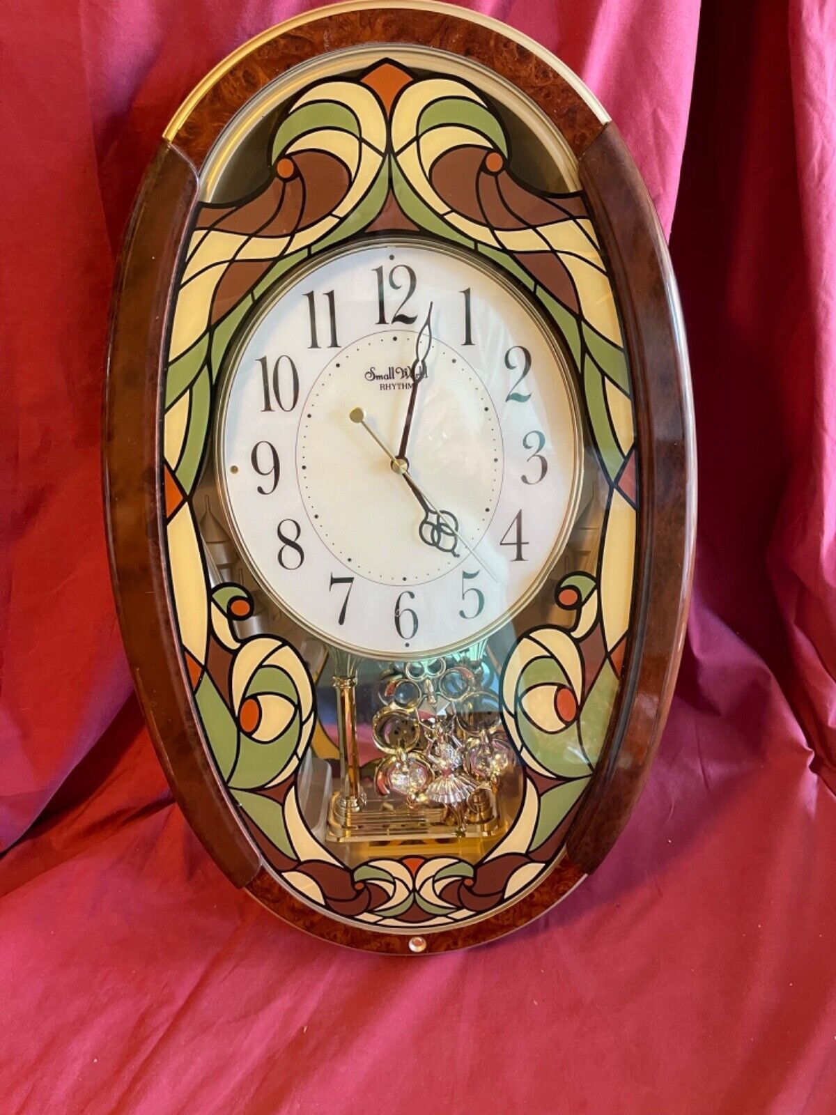 Rhythm Tiffany Red Stained Glass Legacy Musical Motion Clock 4MJ430WT01