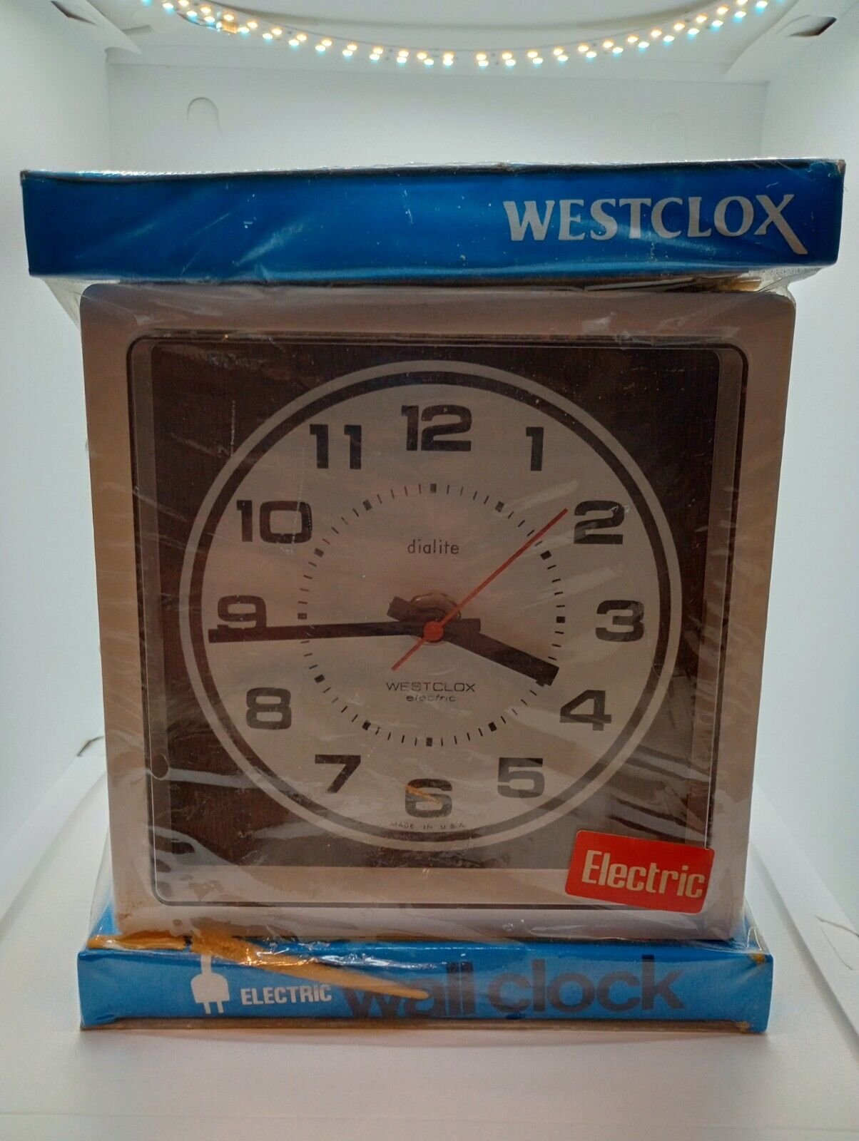 Vintage Westclox Dialite Square Clock Model 26330 Wallmate