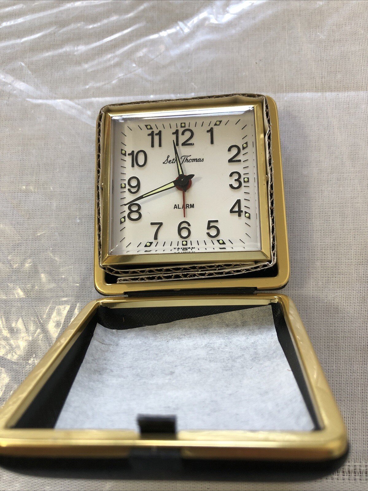 Vintage Seth Thomas Travel Alarm Clock - New Old Stock/ Taiwan