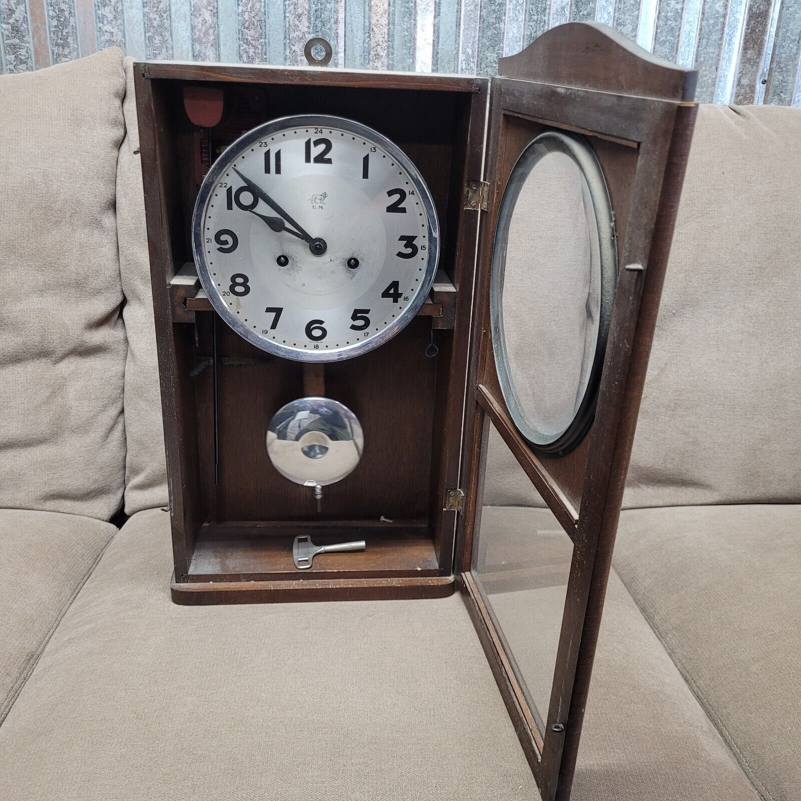 Vintage U.M. German Zegar Skrzyniowy Pendulum Hanging wall clock