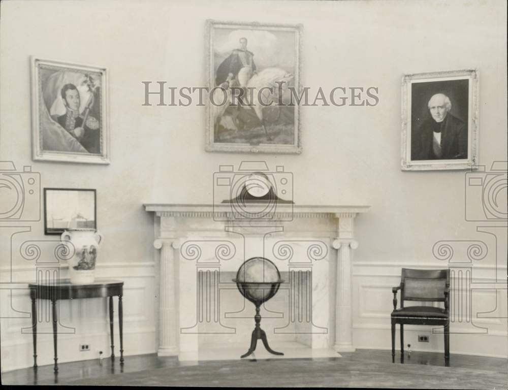1967 Press Photo Portraits, clock gifted to Mr. Truman during his administration