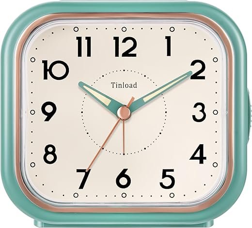4.5" Vintage Retro Analog Alarm Clock, Super Silent Non Ticking Clock with Manual Light, Snooze, Battery Operated, Simply Design, for Living Room, Bedroom, Bedside, Desk(Green)