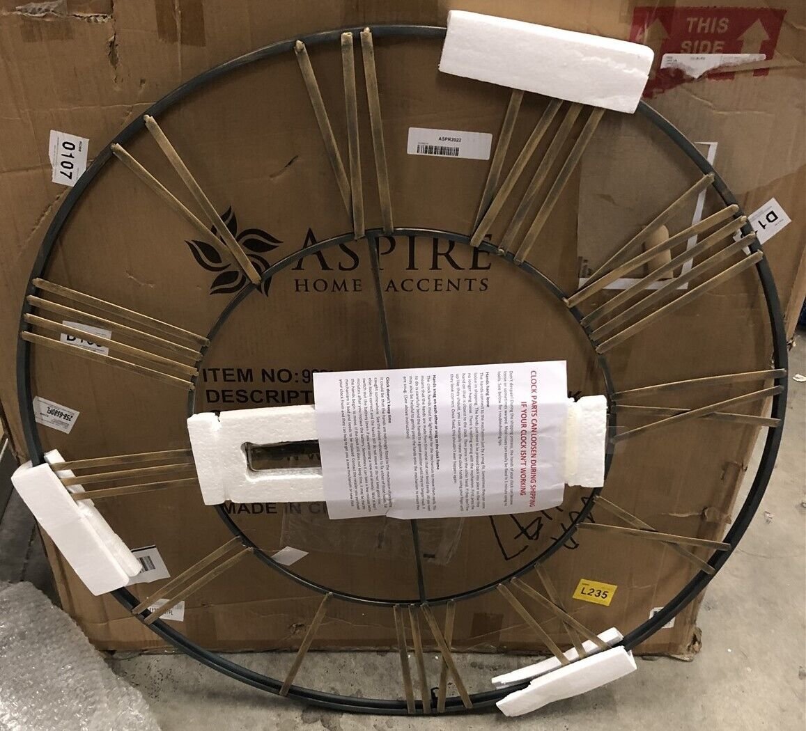 Aspire 9991 36 in. Solange Round Metal Wall Clock - Light Gray