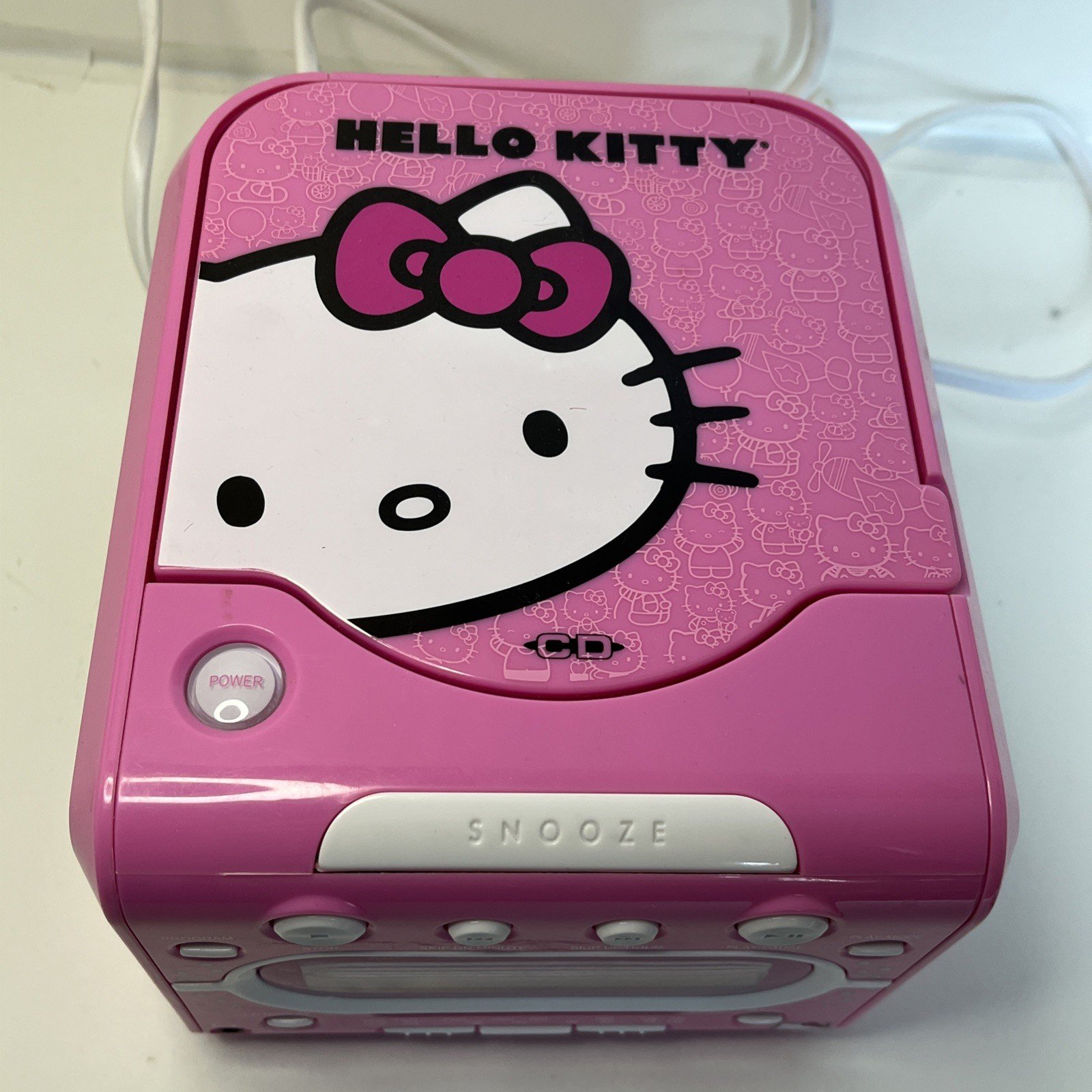 Hello Kitty AM/FM Stereo CD Dual Alarm Clock Radio KT2053A