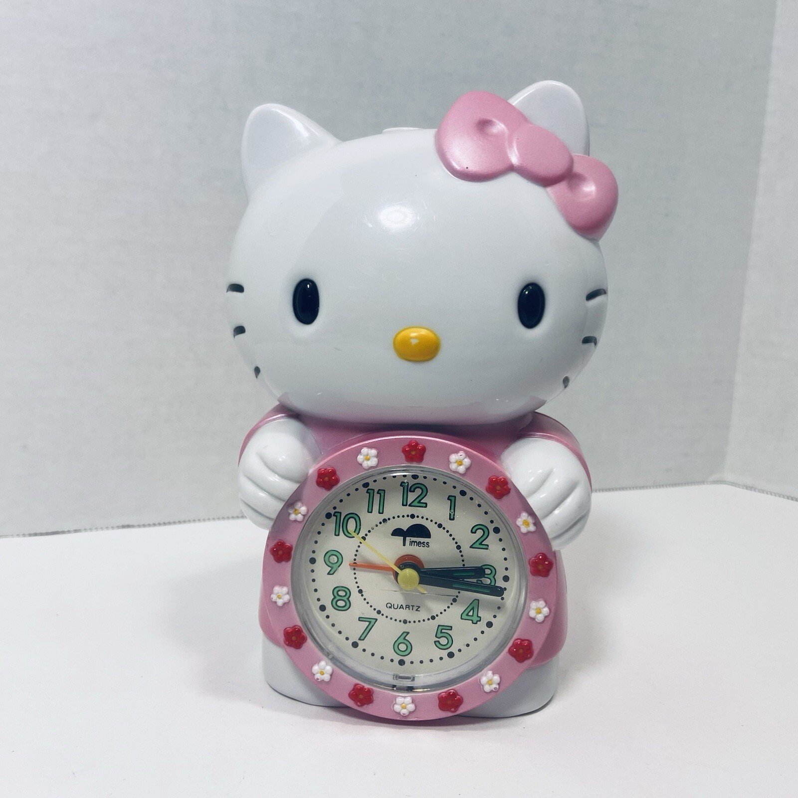 Hello Kitty Kids Vtg Pink Talking Musical Alarm Clock Quartz Battery Flowers 6”