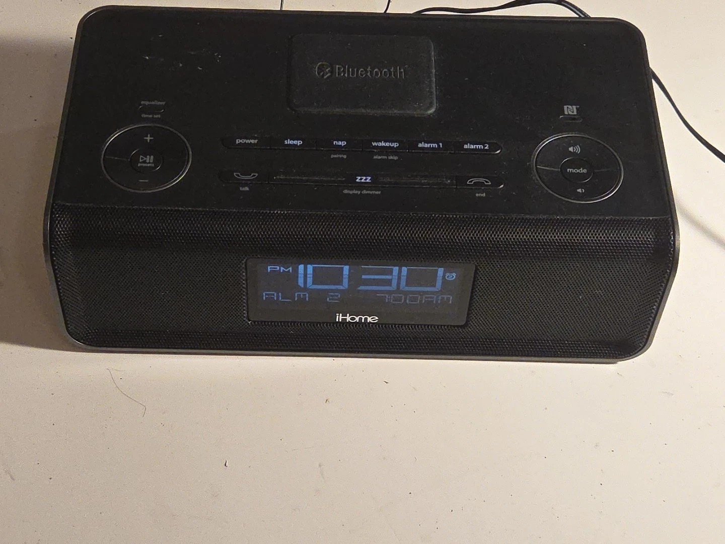 iHome iBN43 Bluetooth NFC FM Clock Radio With USB Charging and Dual Alarm