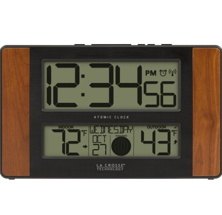 La Crosse Technology Wall/Table Clock Atomic Clock (513-1417CH-INT) Brand New