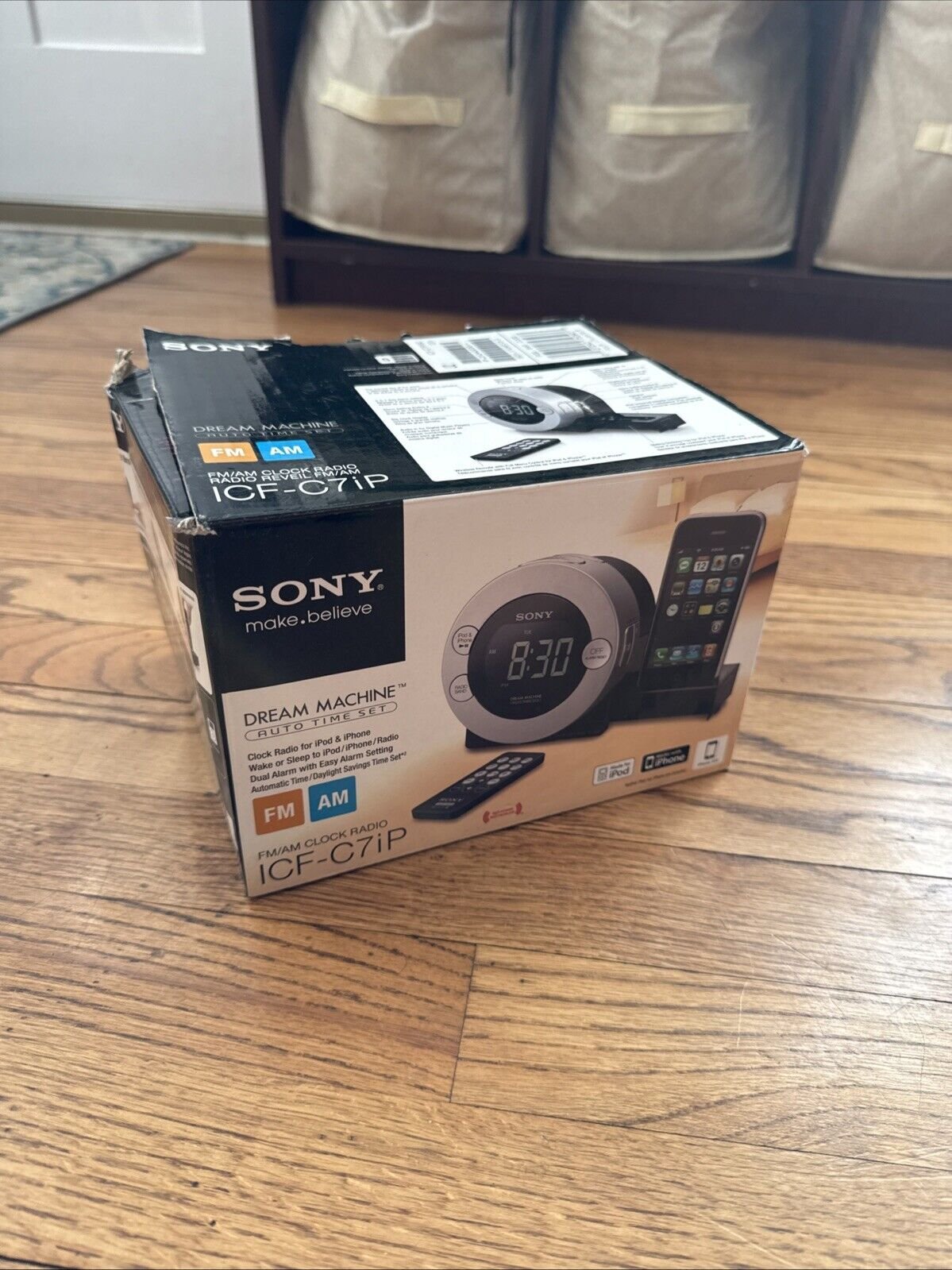 Sony Dream Machine Alarm Clock Radio ICF-C7iP AM/FM iPod iPhone Dock - No Remote