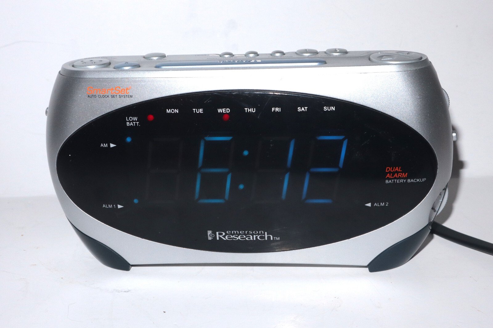 Emerson Research CKS1862 Smartset Digital Dual Alarm AM/FM Clock Radio Tested