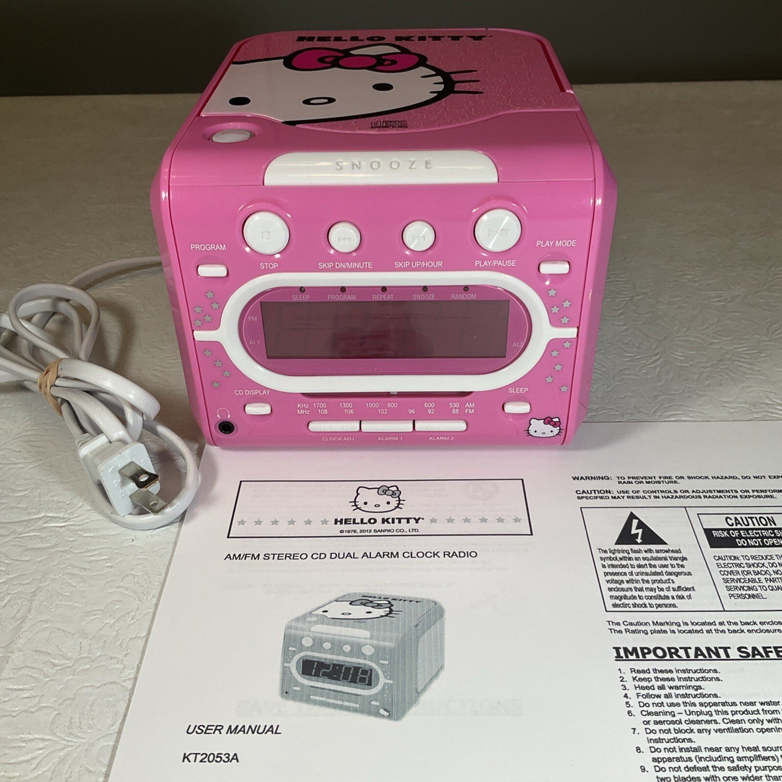 Hello Kitty AM/FM Radio Alarm Clock CD Player KT2053A Pink WORKING