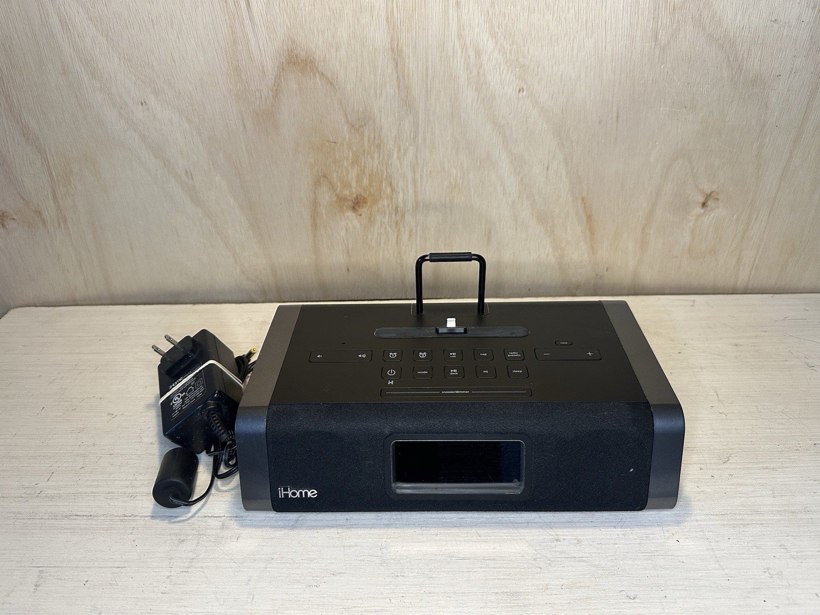 iHome iPhone Dual Charging Stereo FM Alarm Clock Model iDL45 Lightning Dock