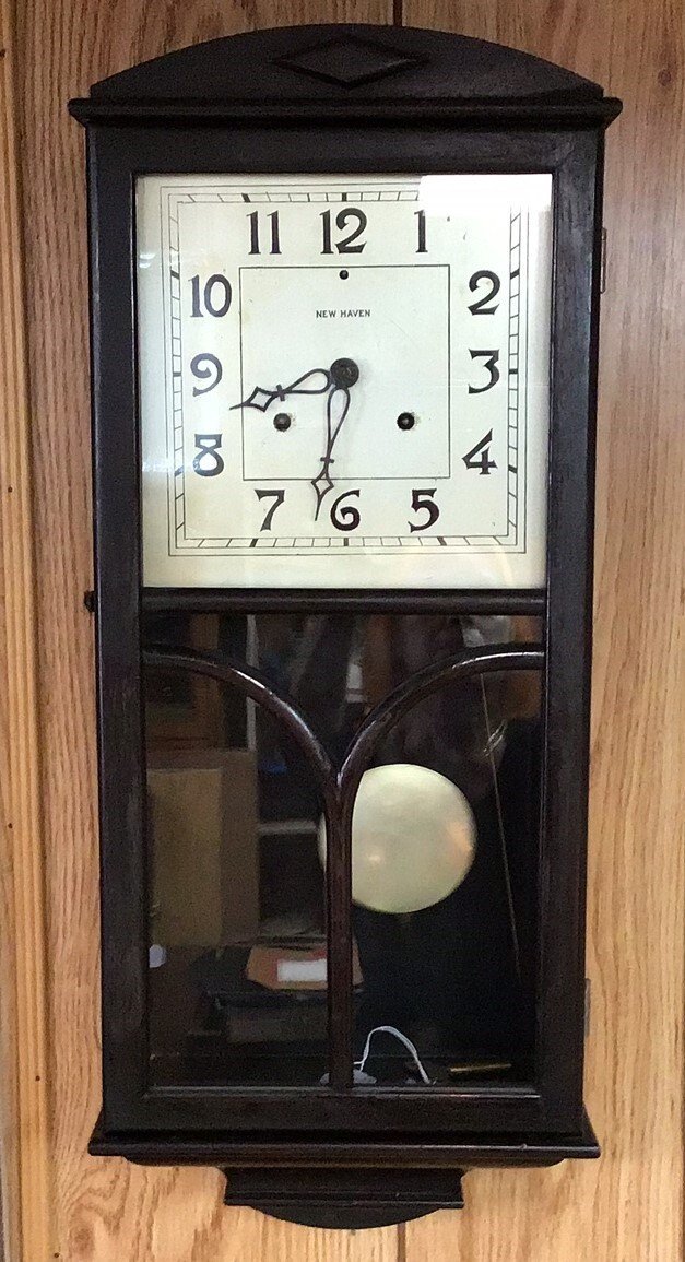 NEW HAVEN WALL CLOCK - CHIMES (RODS) 26 1/2" X 11" w/key