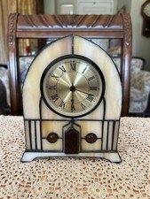 Tiffany Style Stained Glass Lighted Shelf Mantle Table Clock Excellent Condition
