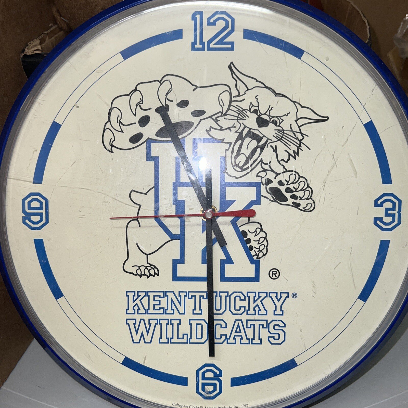 University Of Kentucky Wildcats 12” Logo UK Wall Clock