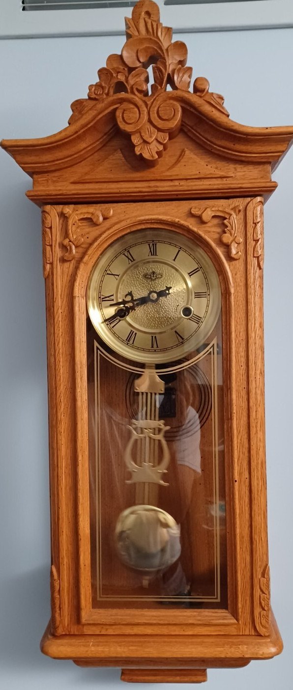 Vintage D&A Wind Up Movement Oak Pendulum Wall Clock, Very Good