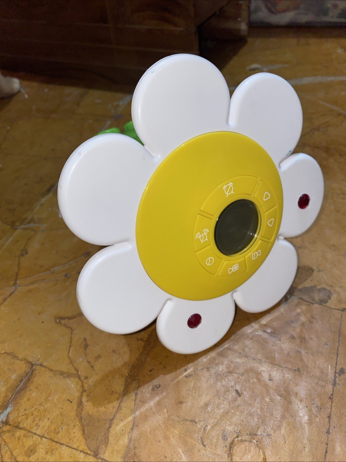 Discovery Kids Daisy Projection Alarm Clock