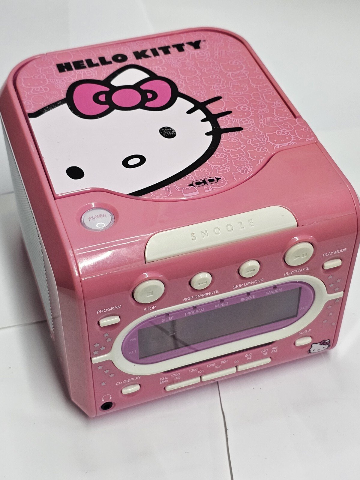 Hello Kitty AM/FM Stereo CD Dual Alarm Clock Radio KT2053A, Read Description